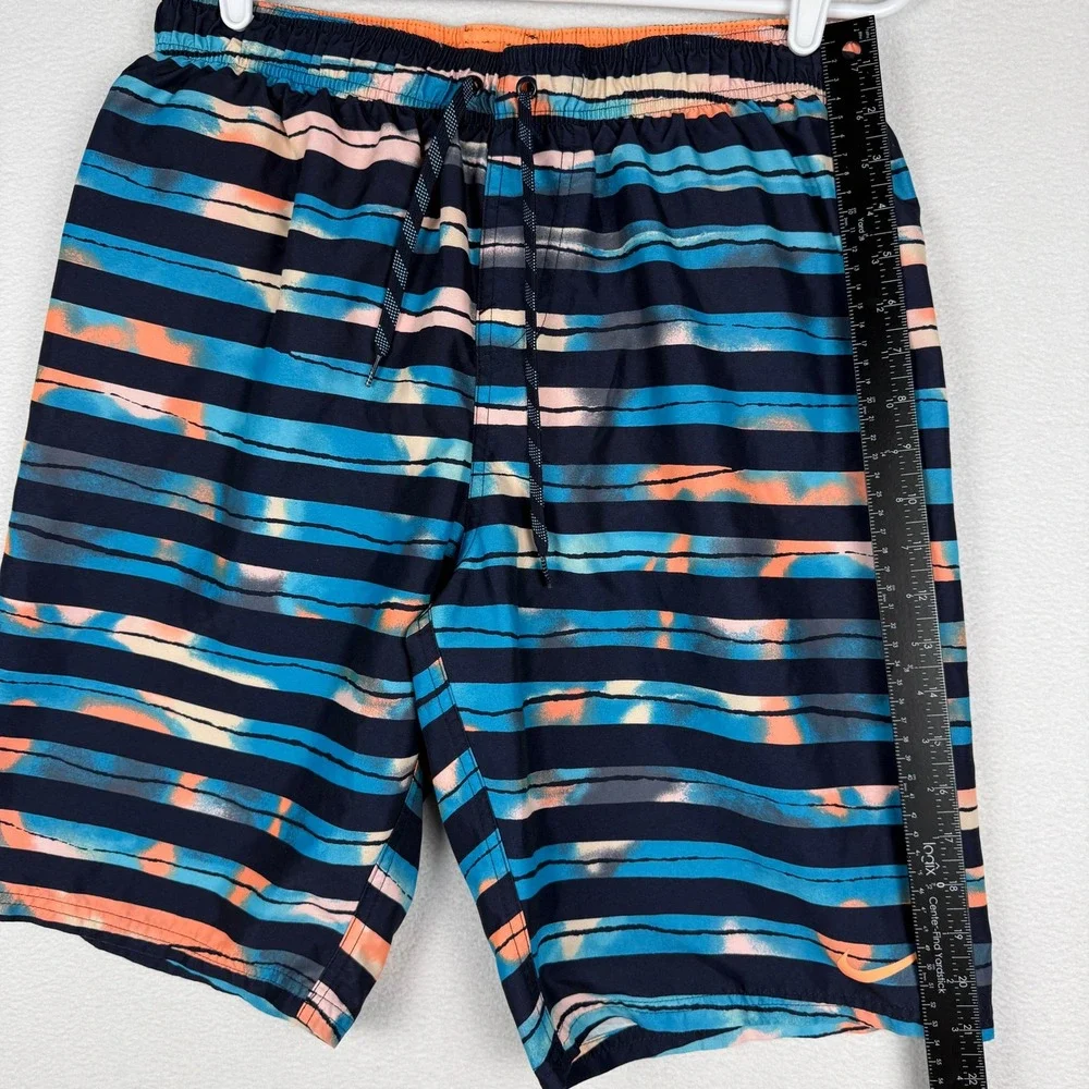 Nike‎ Block Striped Breaker 11